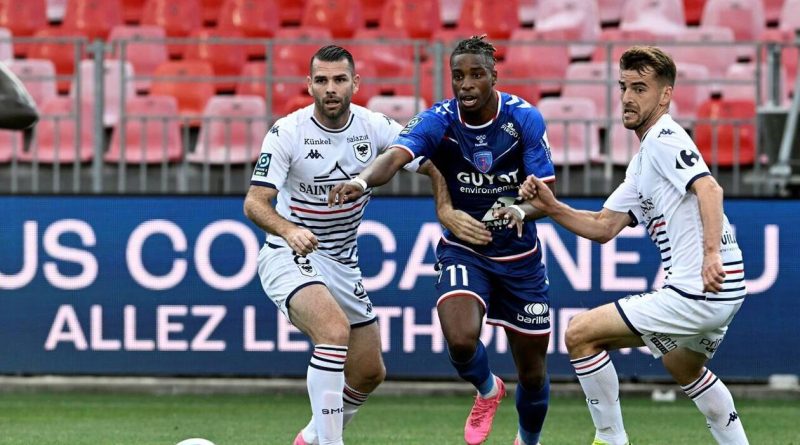 Nhận định trận đấu Concarneau vs Pau